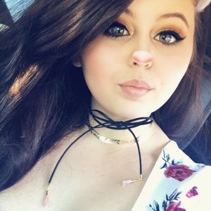 Meet your Posher, Leah